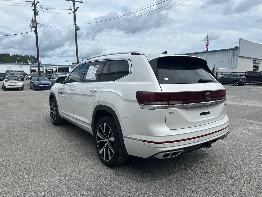 Used 2024 Volkswagen Atlas SEL Premium R-Line AWD/4WD image 6