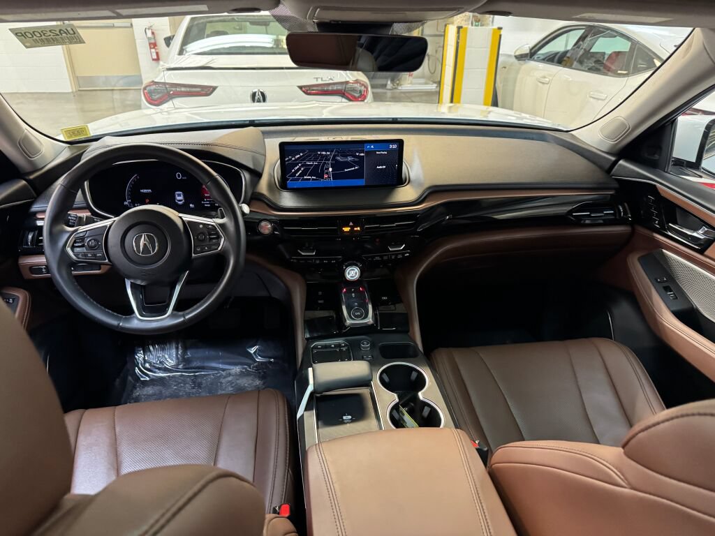 Certified 2023 Acura MDX w/ Technology Package AWD/4WD image 12