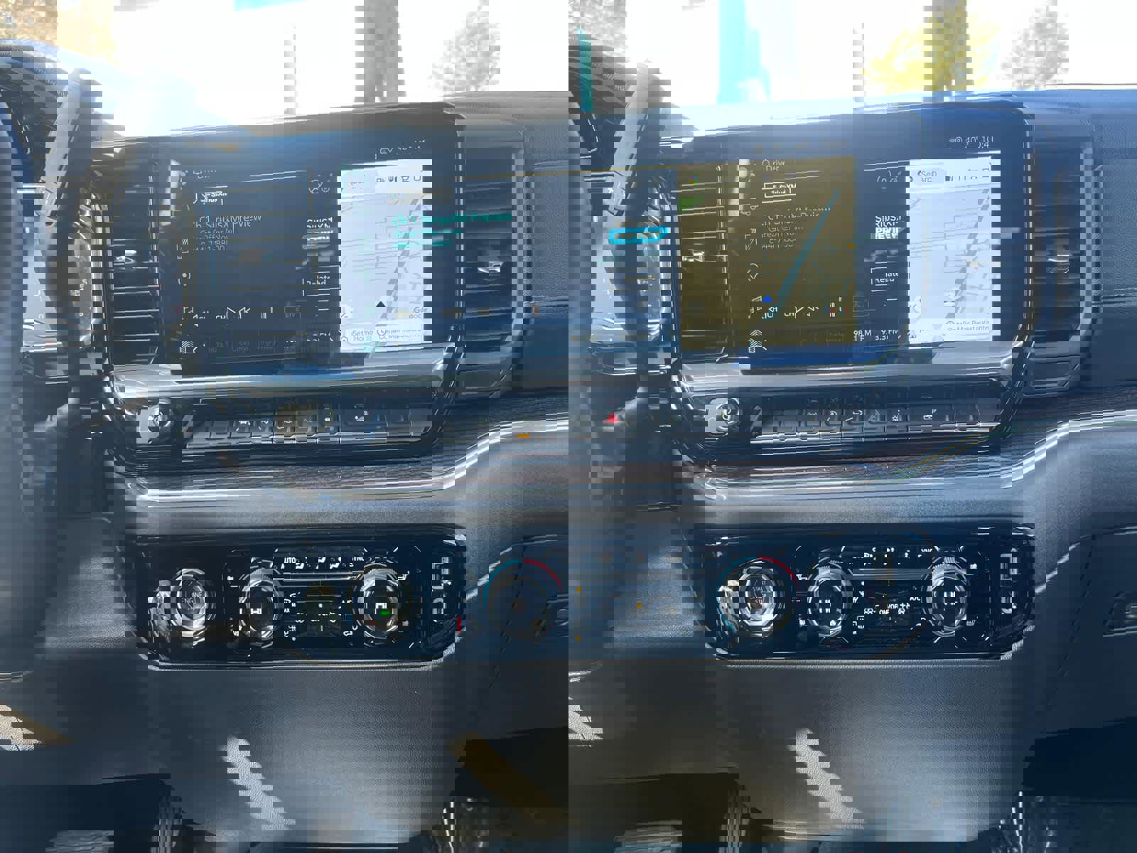 Certified 2023 Chevrolet Silverado 1500 LT image 24