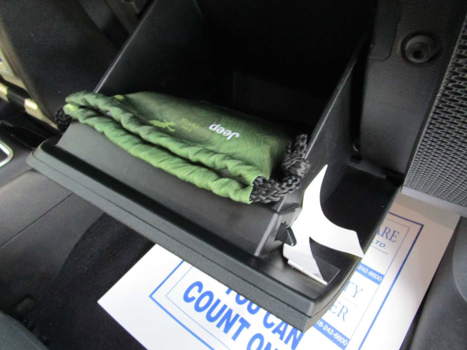 Certified 2021 Jeep Gladiator Sport image 11