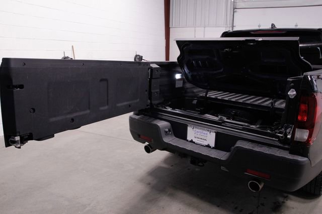 Certified 2024 Honda Ridgeline RTL image 23