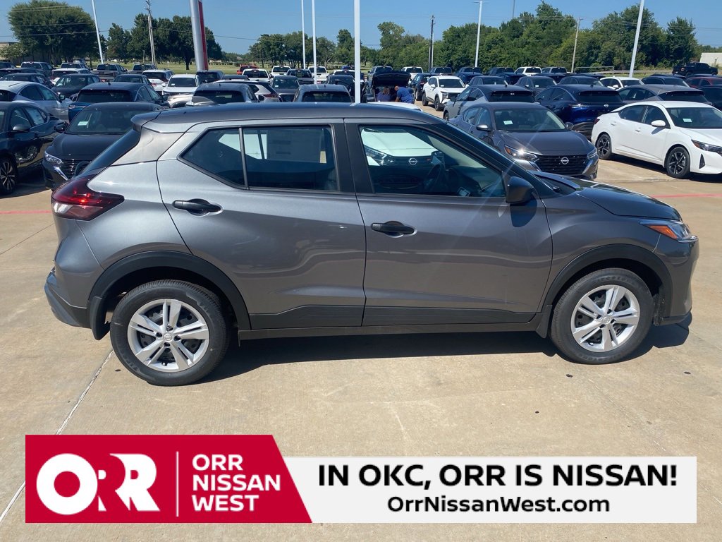 New 2025 Nissan Kicks Play S image 6