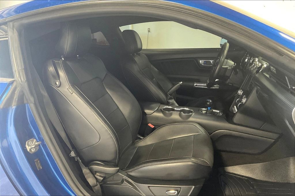 Used 2017 Ford Mustang GT Premium w/ GT Performance Package image 10