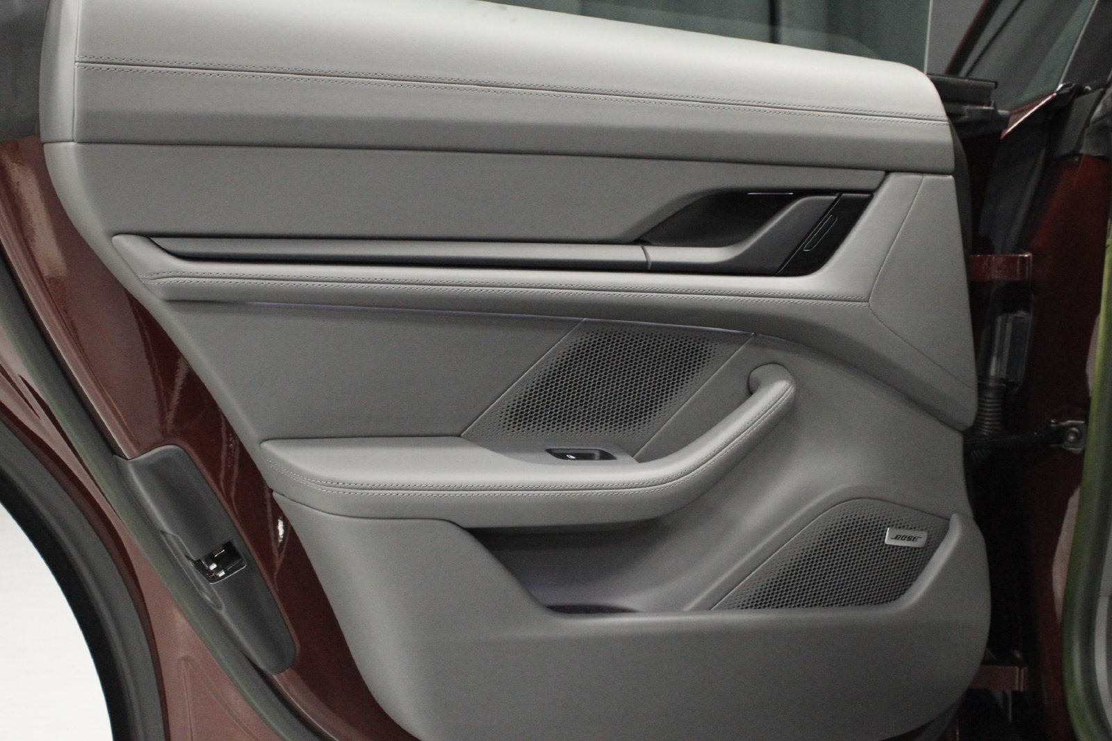 Certified 2023 Porsche Taycan 4S AWD/4WD image 16