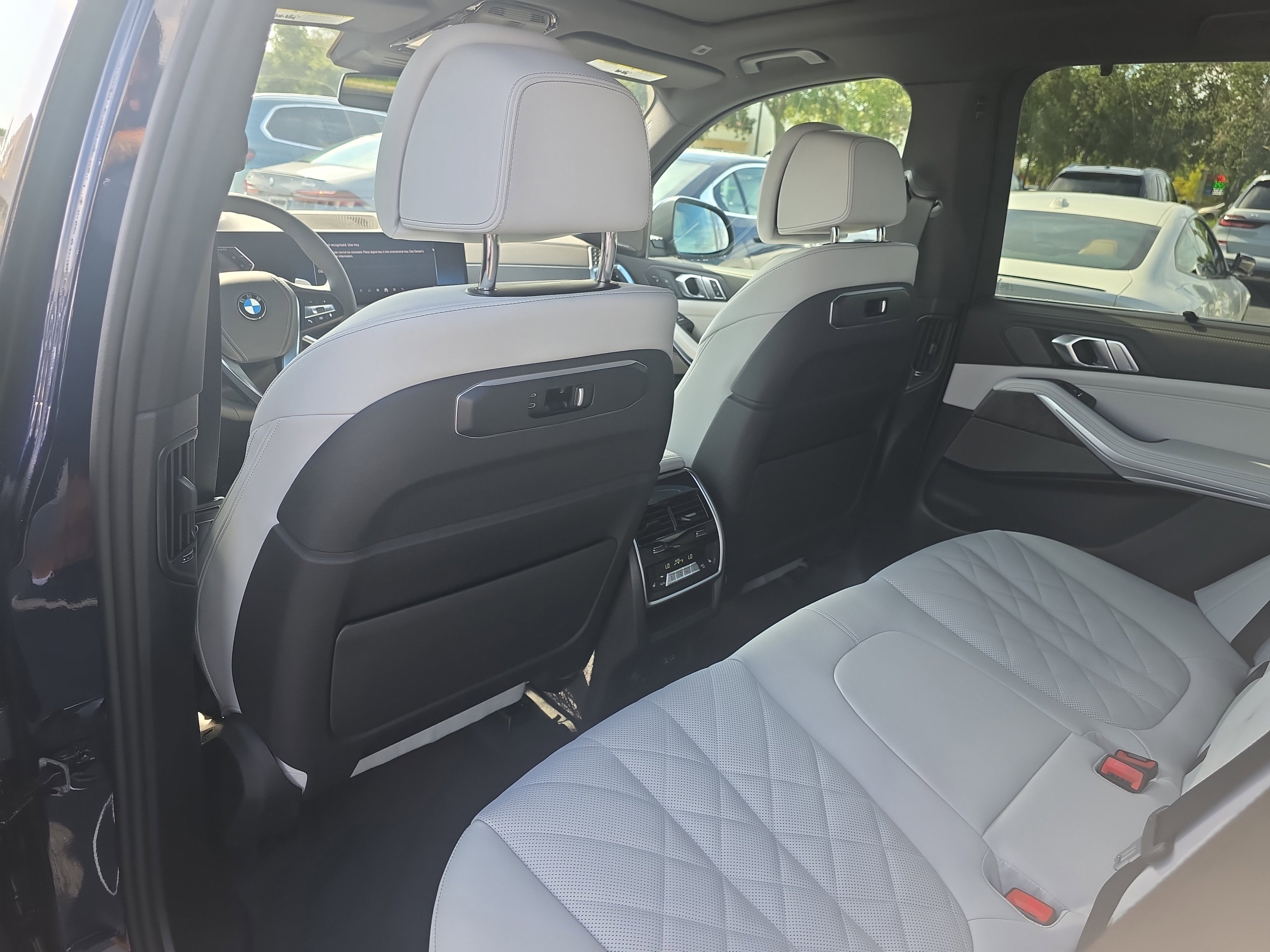 New 2026 BMW X5 sDrive40i w/ Climate Comfort Package image 12