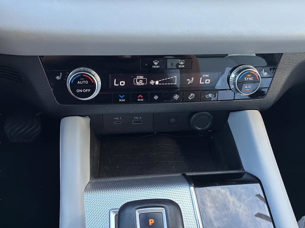 Used 2023 Mitsubishi Outlander SEL image 22