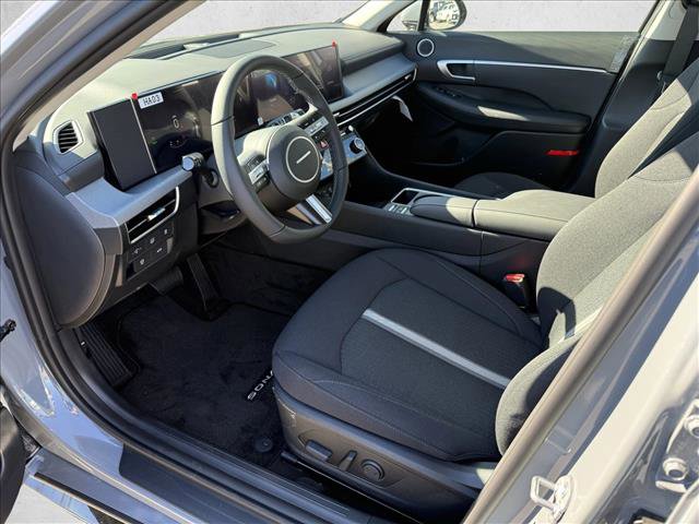 New 2026 Hyundai Sonata SEL image 3