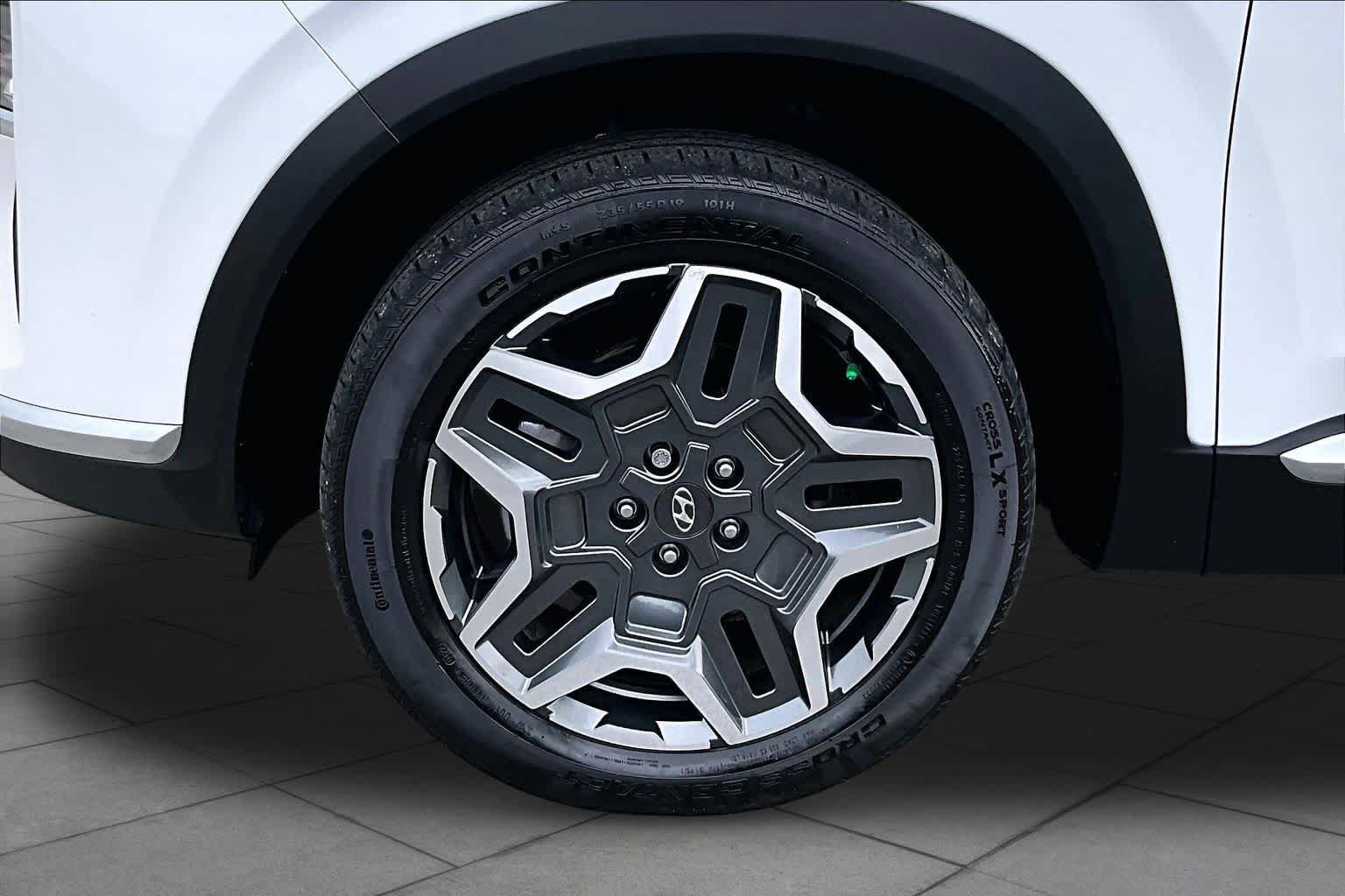 Used 2022 Hyundai Santa Fe SEL Premium AWD/4WD image 11