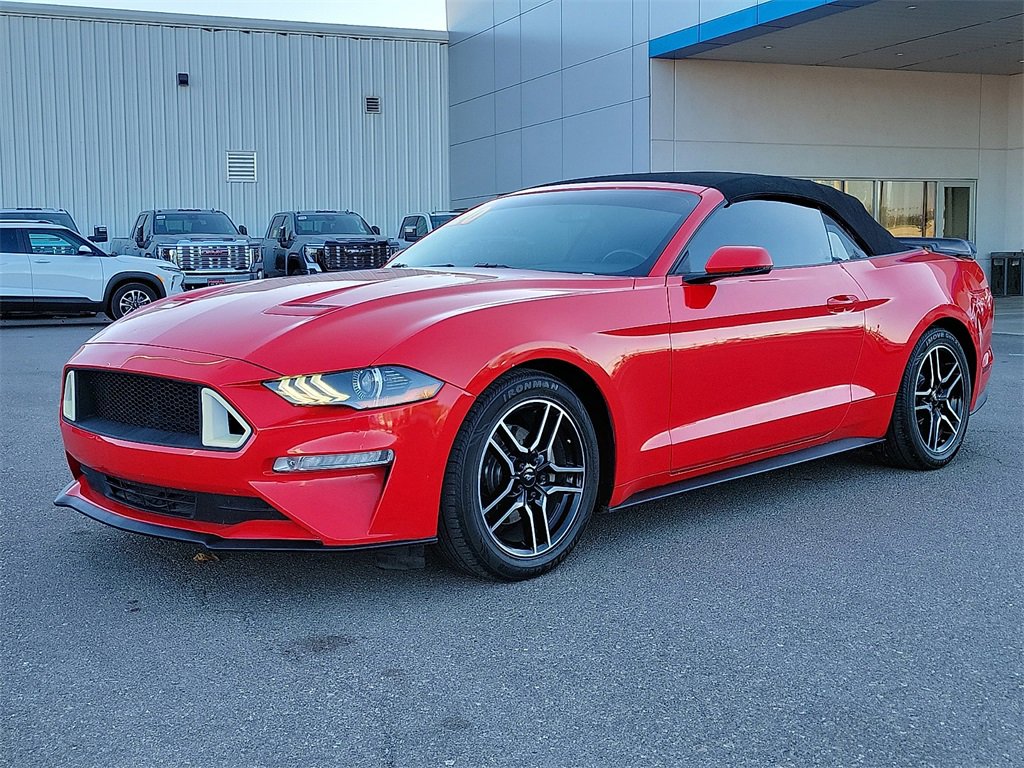 Used 2020 Ford Mustang Premium image 5
