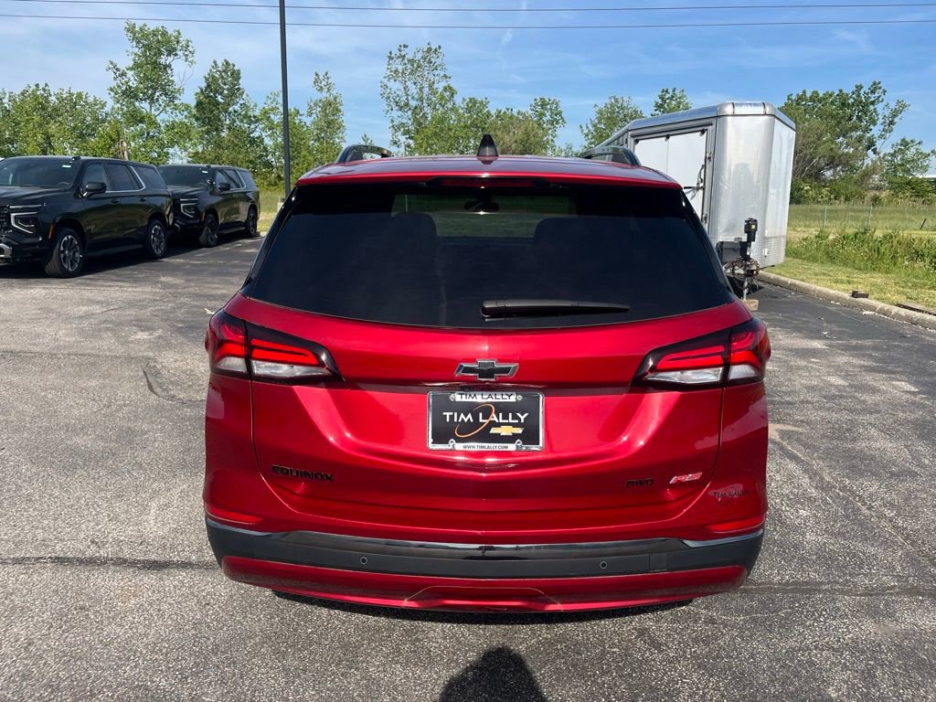 Used 2023 Chevrolet Equinox RS w/ RS Leather Package AWD/4WD image 6