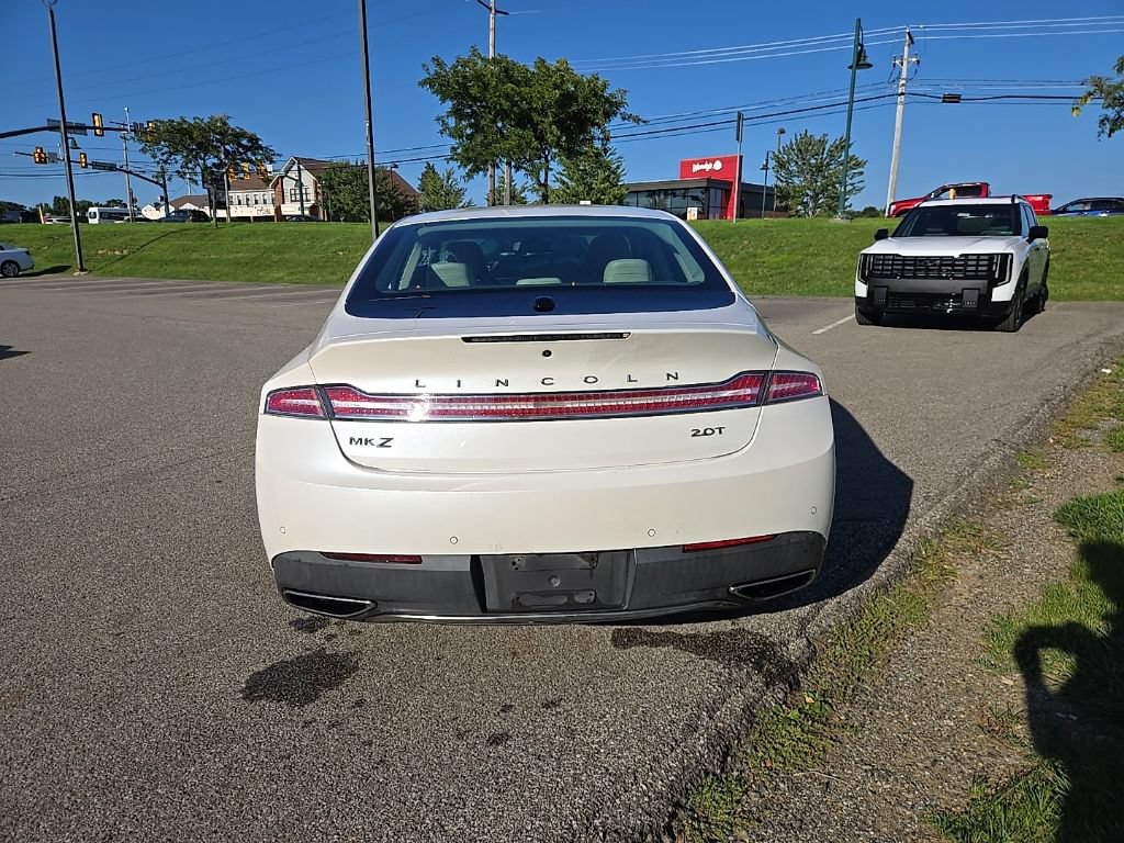 Used 2017 Lincoln MKZ Select FWD image 4