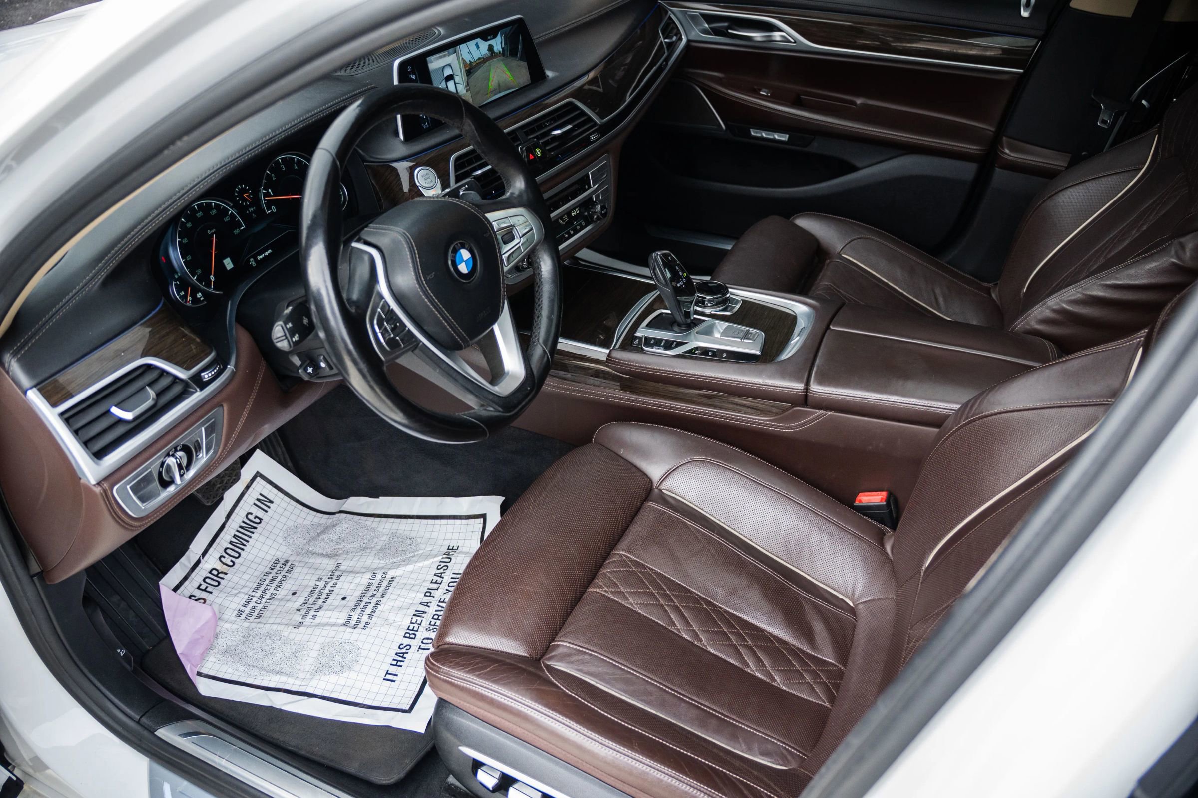 Used 2017 BMW 740i xDrive image 18