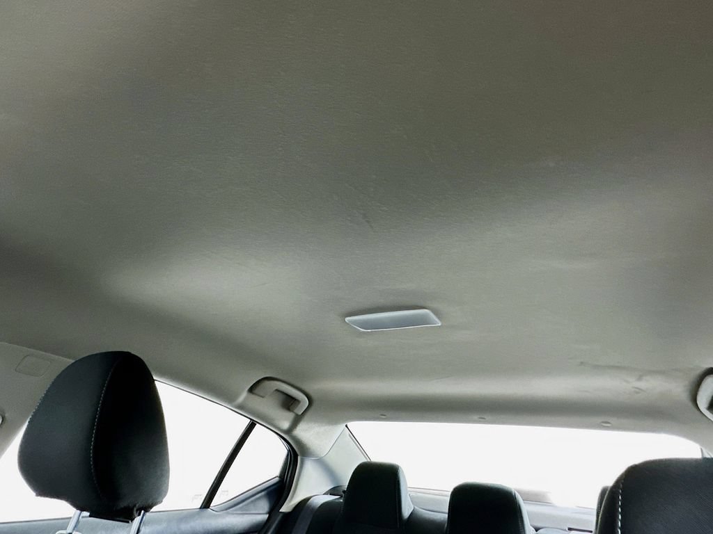 Used 2025 Nissan Sentra SV FWD image 21