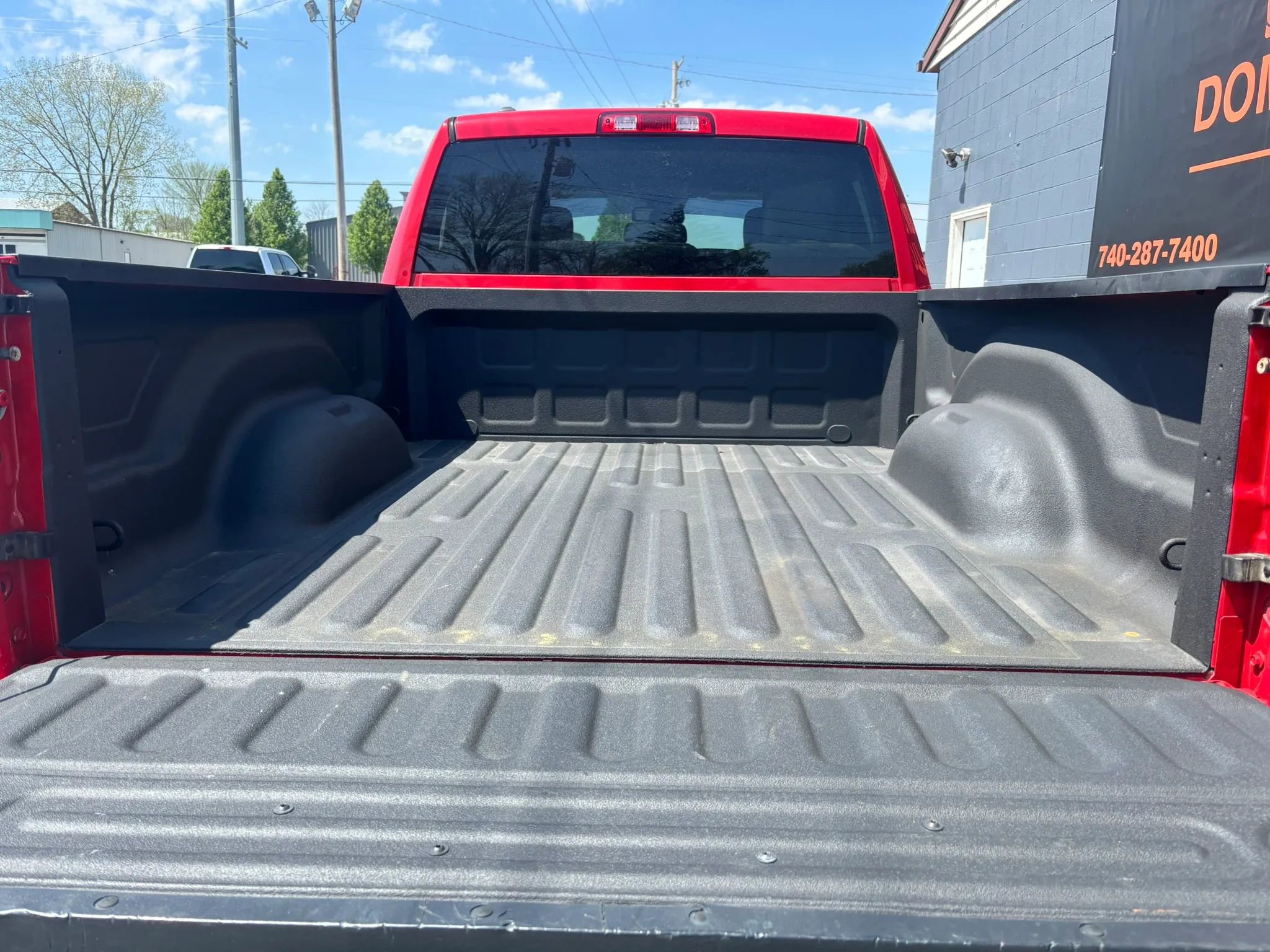 Used 2016 RAM 1500 ST w/ SXT Appearance Group AWD/4WD image 5