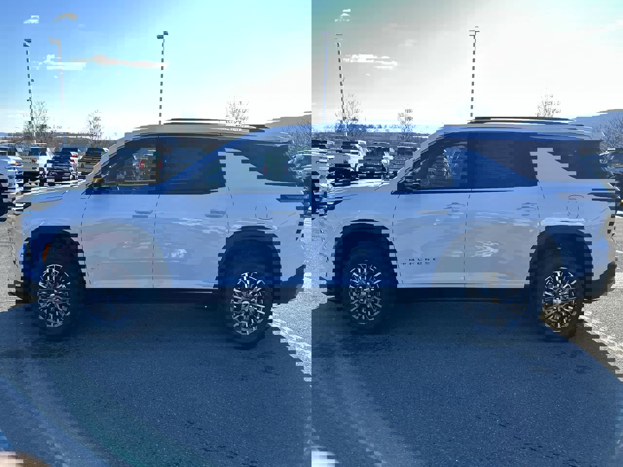 New 2026 Chevrolet Traverse LT w/ Driver Confidence Package image 4