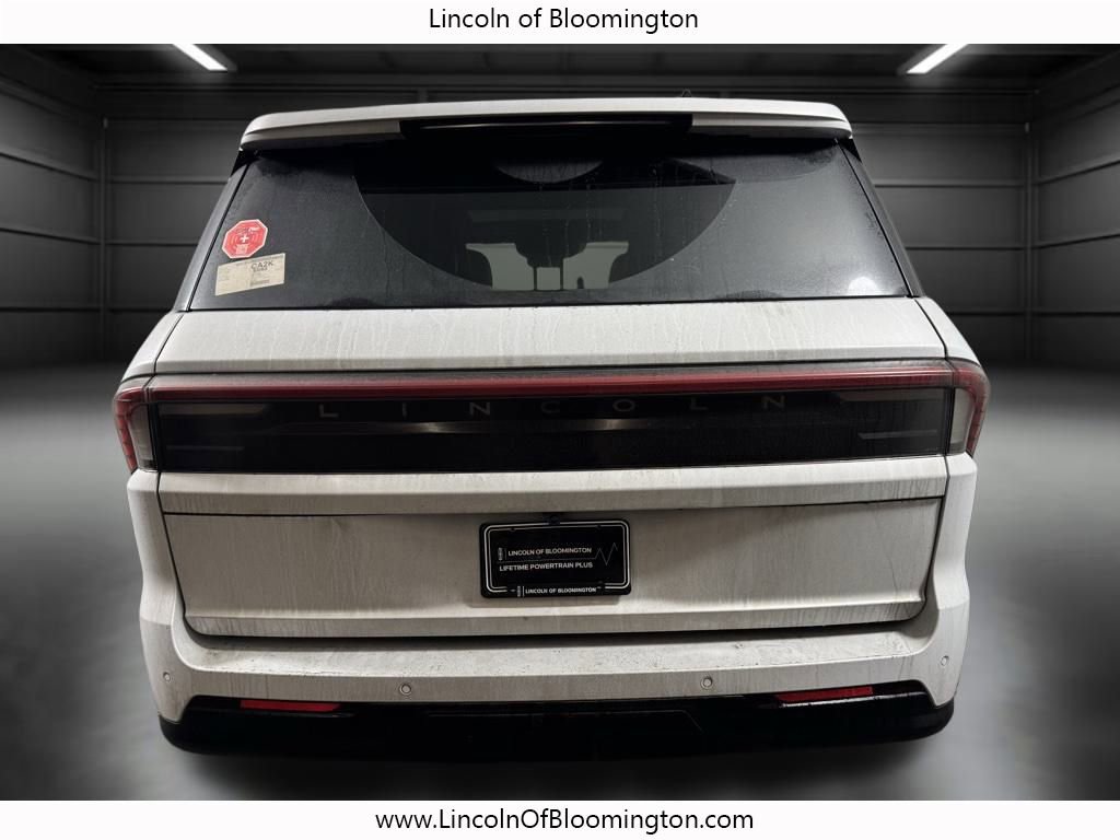 New 2025 Lincoln Navigator L Reserve w/ Jet Appearance Package image 5