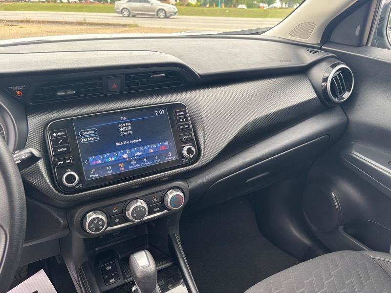 Used 2024 Nissan Kicks SV w/ Interior Electronics Package FWD image 11