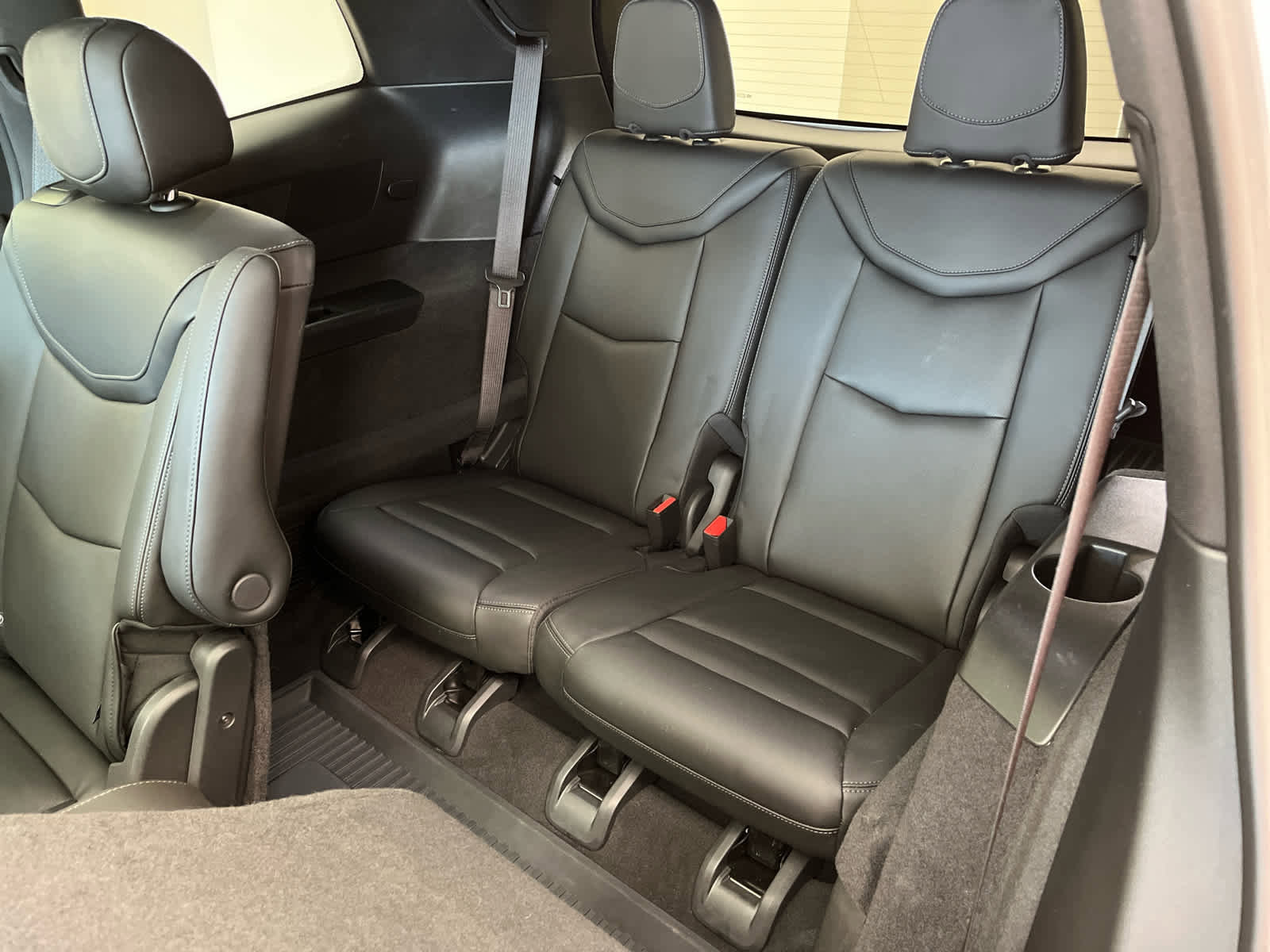 Used 2024 Cadillac XT6 Premium Luxury w/ LPO, Floor Liner Package image 12