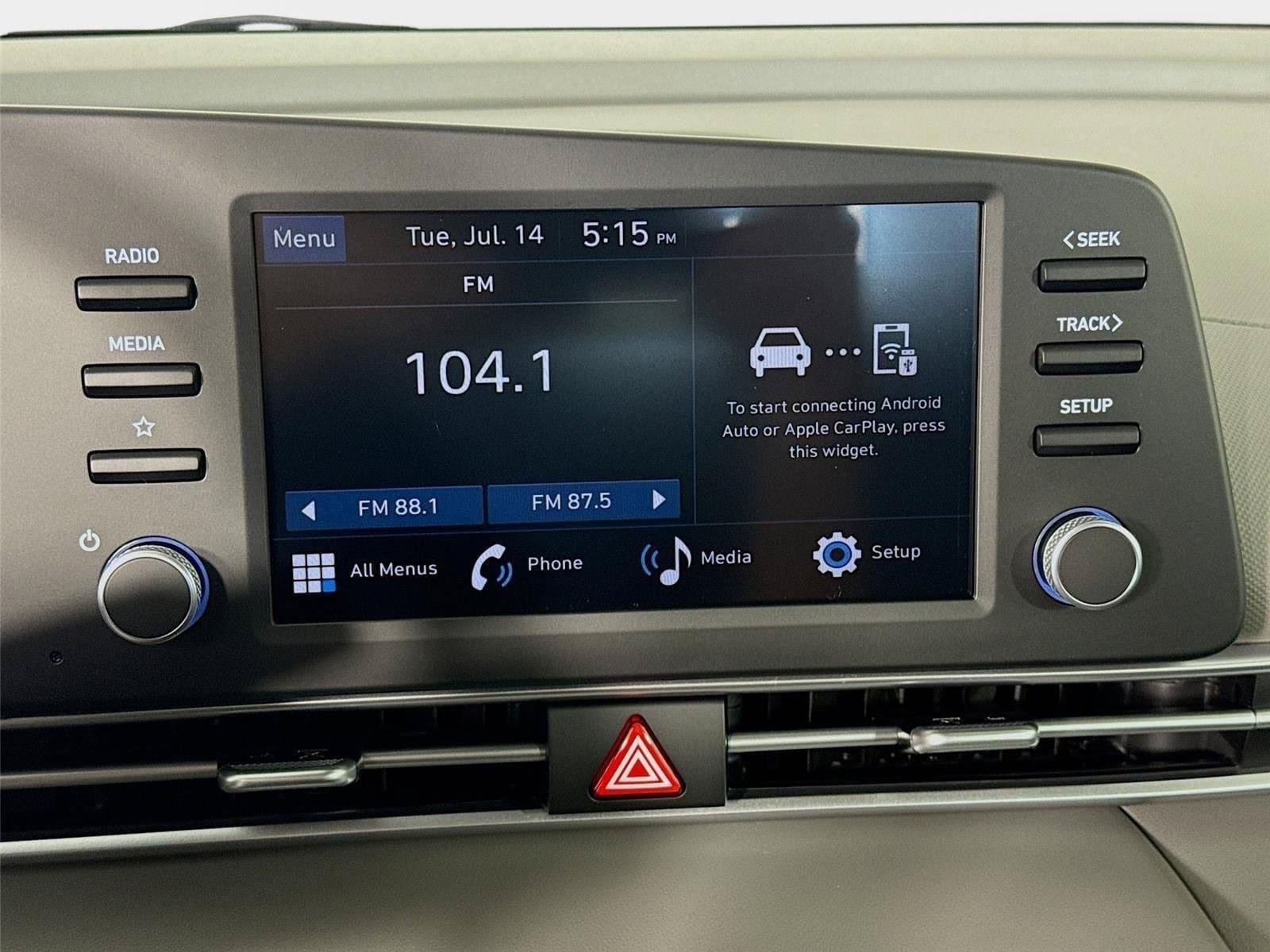 New 2026 Hyundai Elantra SE FWD image 14