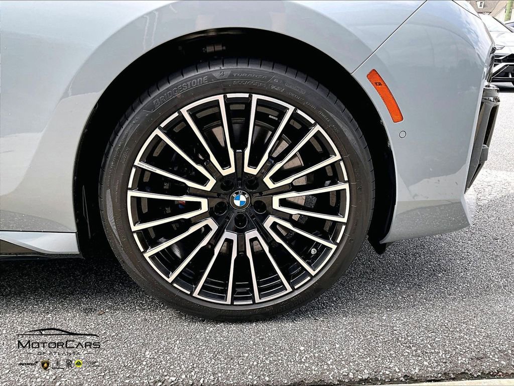 Used 2025 BMW 740i 740i w/ Premium Package image 30