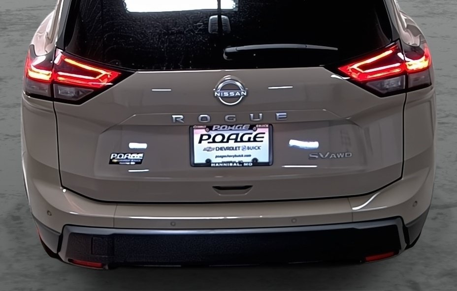 Used 2024 Nissan Rogue SV AWD/4WD image 11