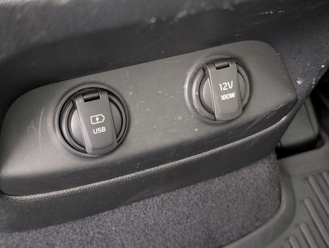 Used 2020 Kia Sorento LX image 23