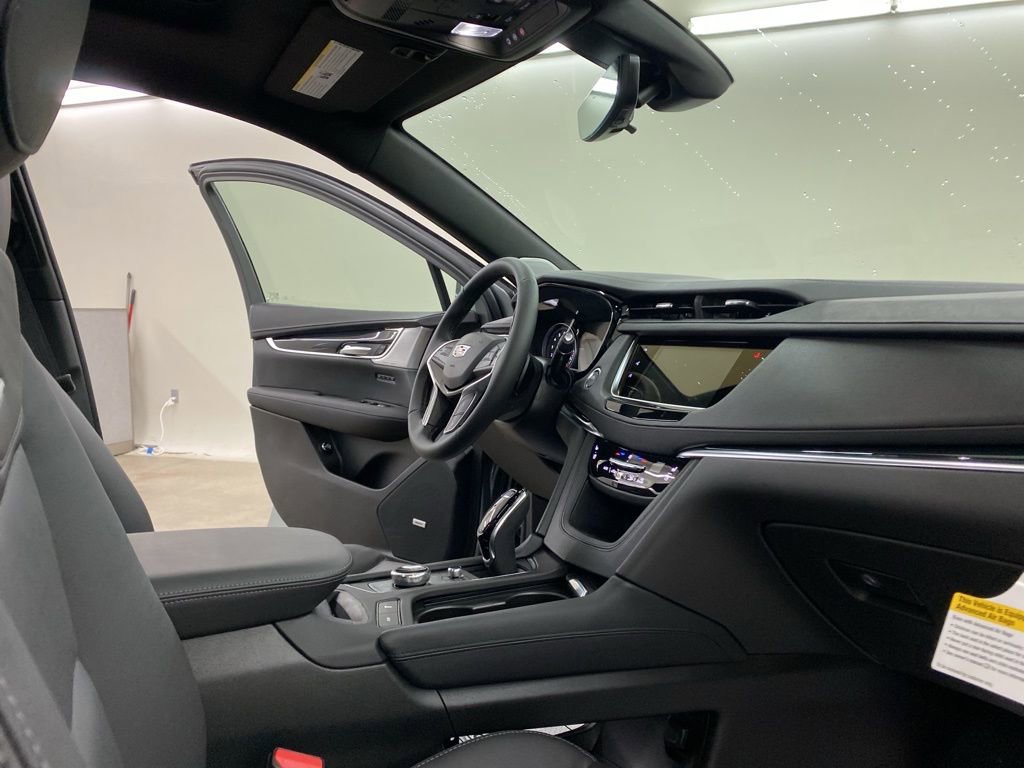 New 2025 Cadillac XT5 Premium Luxury w/ Technology Package image 18