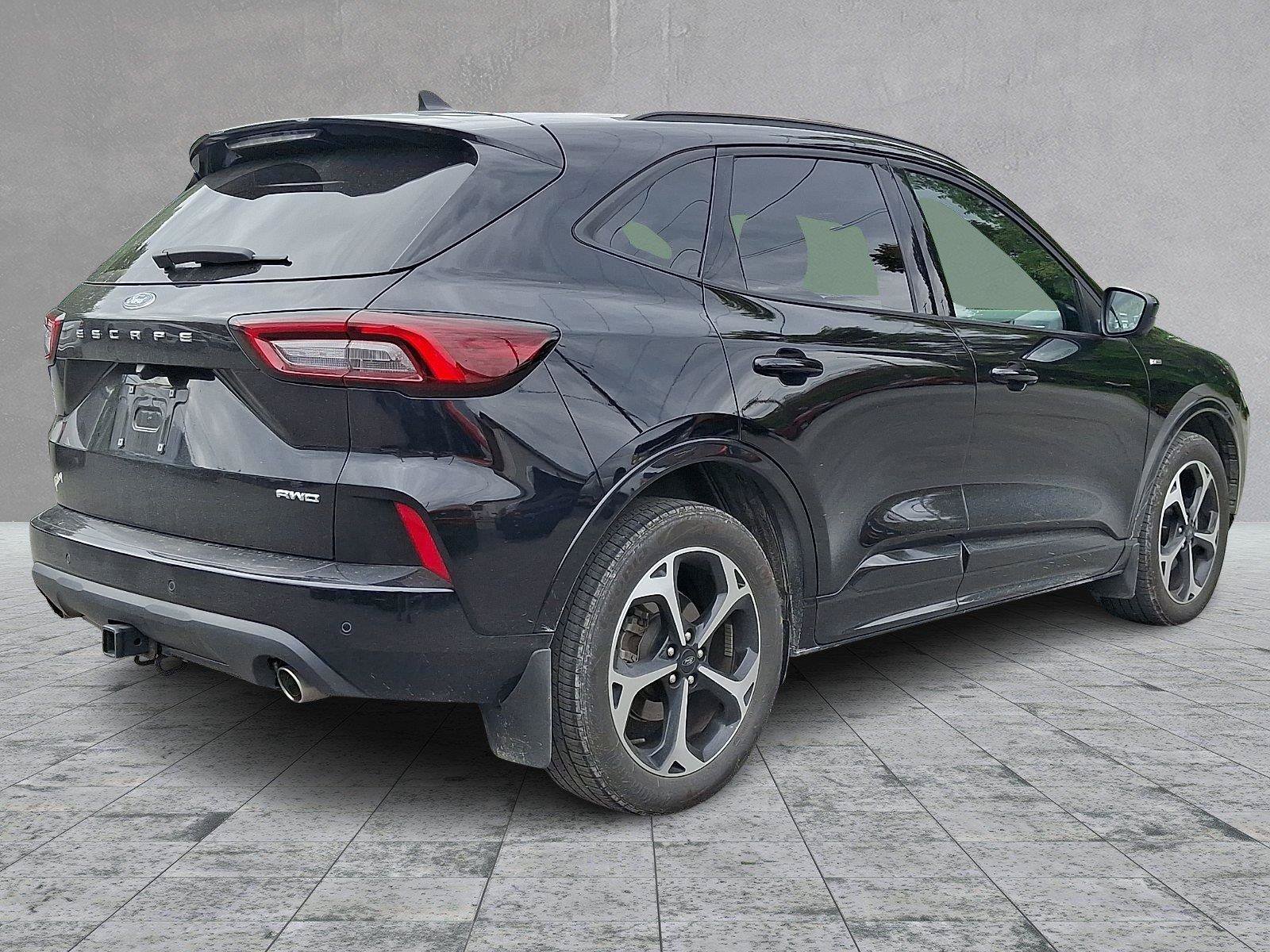 Used 2023 Ford Escape ST-Line Select w/ Tech Pack #2 AWD/4WD image 6