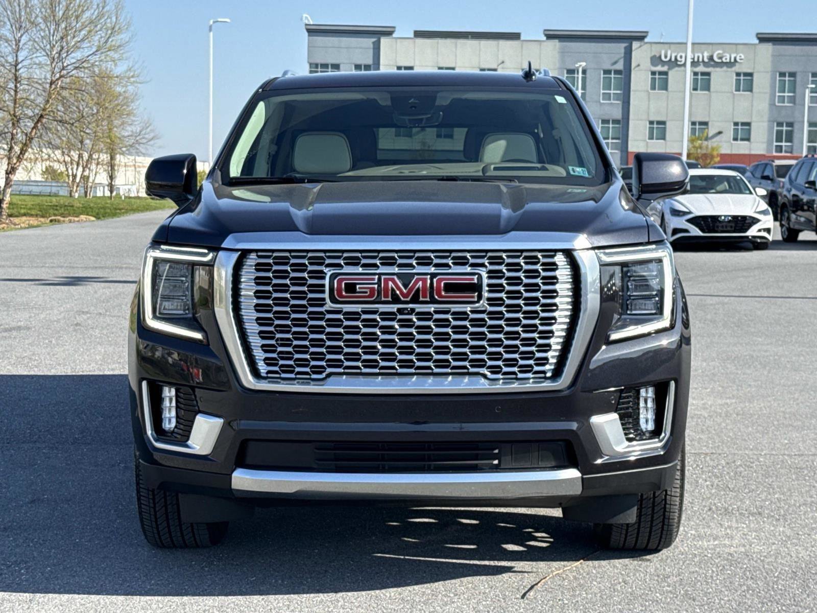 Used 2024 GMC Yukon XL Denali w/ Advanced Technology Package AWD/4WD image 28