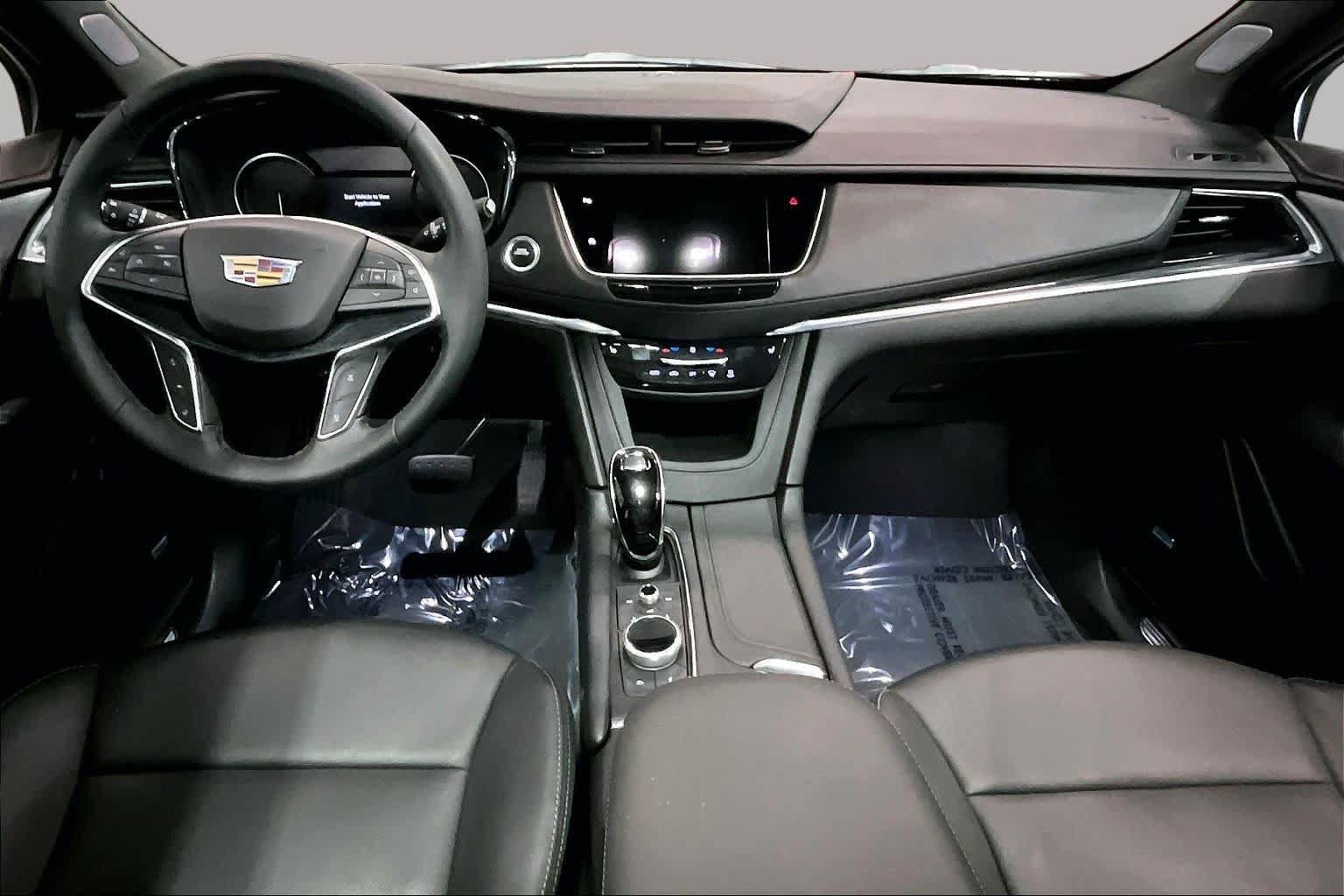 Used 2025 Cadillac XT5 Premium Luxury AWD/4WD image 16