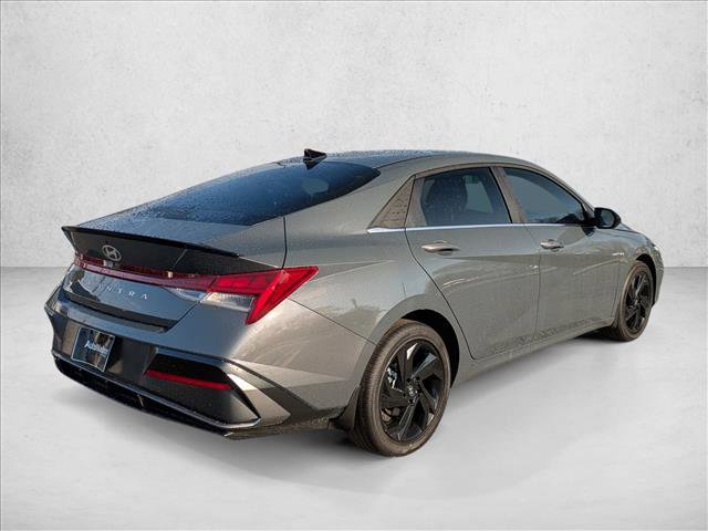 New 2026 Hyundai Elantra SEL Sport Premium image 2