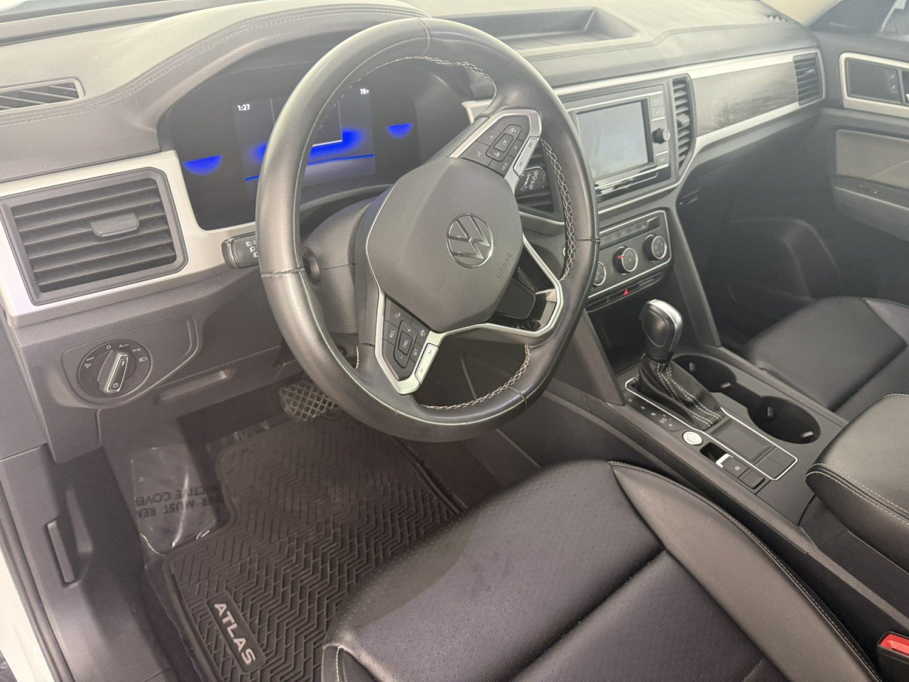 Used 2022 Volkswagen Atlas SE FWD image 18
