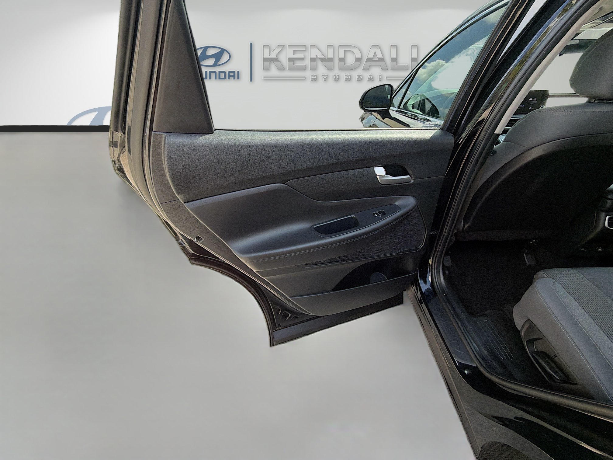 Used 2023 Hyundai Santa Fe SE FWD image 35
