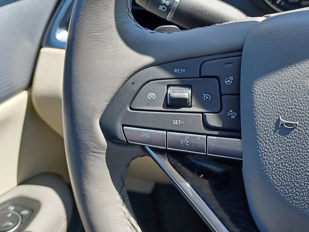 Used 2025 Cadillac XT6 Premium Luxury w/ LPO, Floor Liner Package AWD/4WD image 21