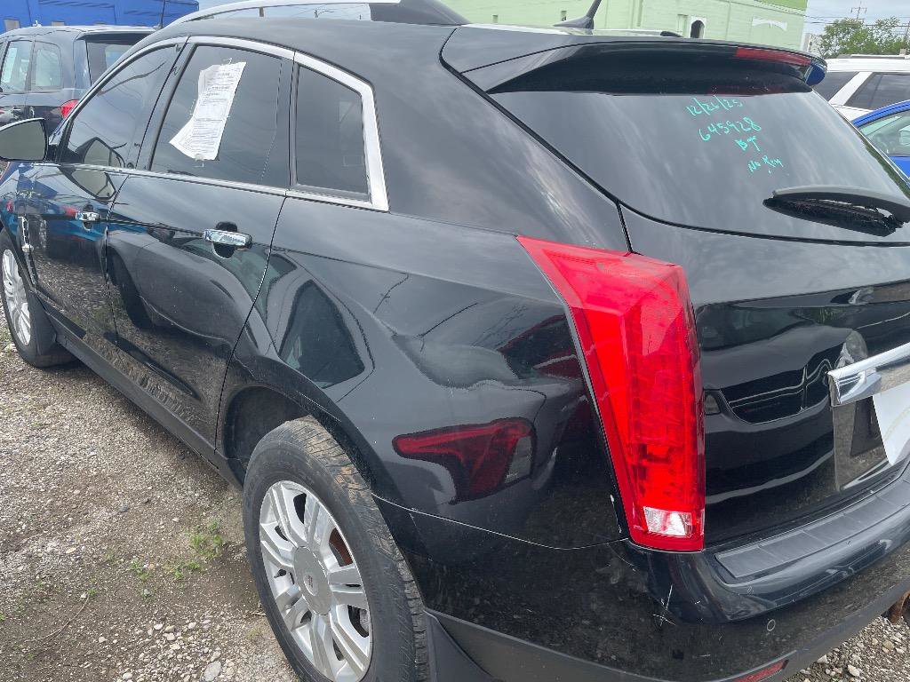 Used 2012 Cadillac SRX Luxury FWD image 2