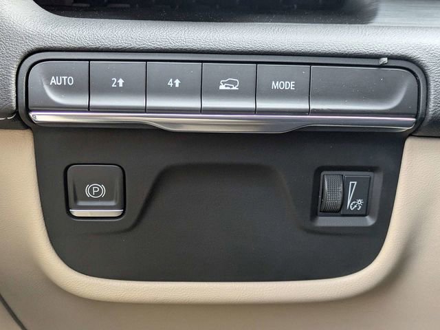 Used 2022 Cadillac Escalade Premium Luxury w/ LPO, Illumination Package image 28