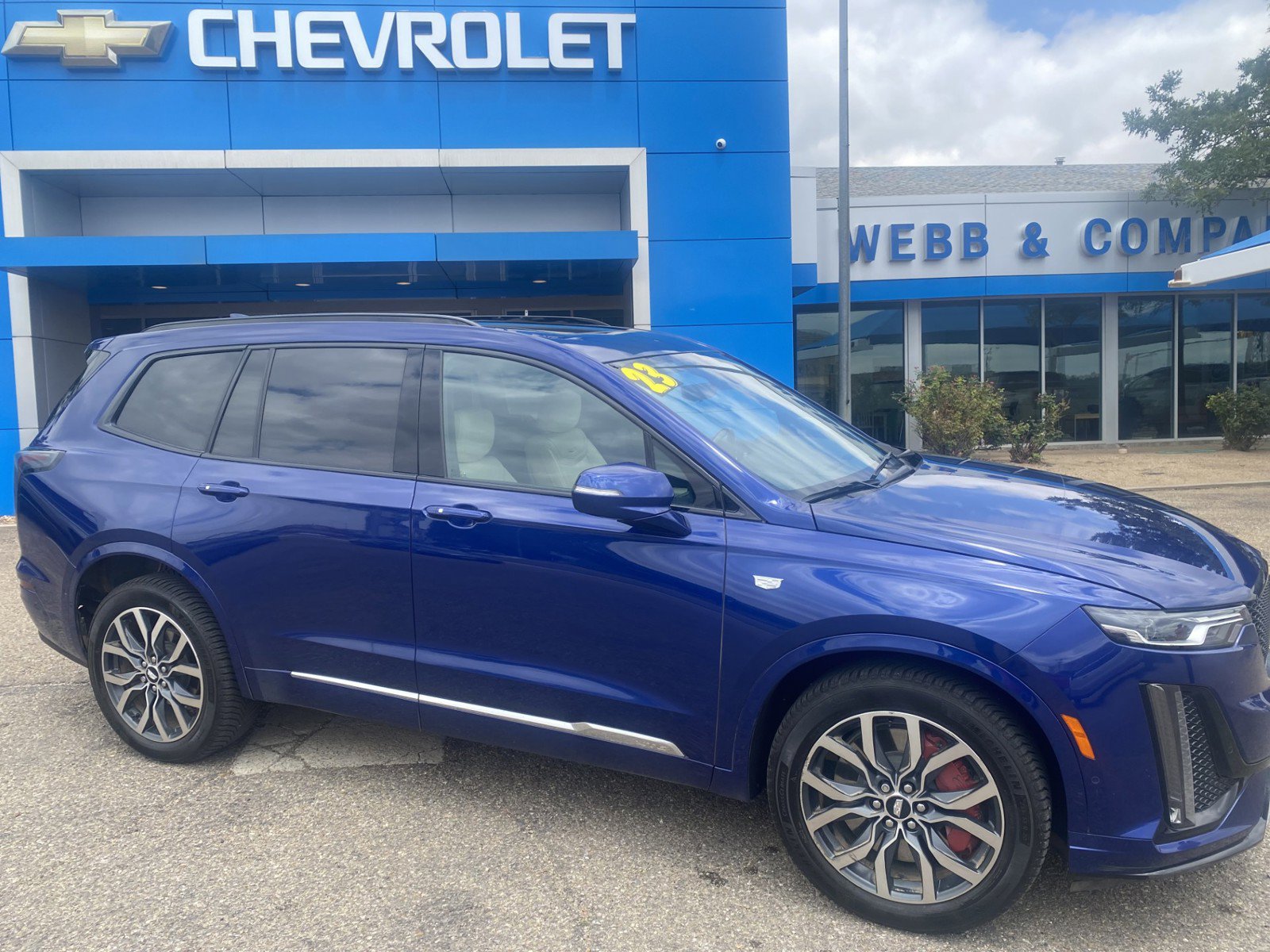 Used 2023 Cadillac XT6 Sport w/ Technology Package