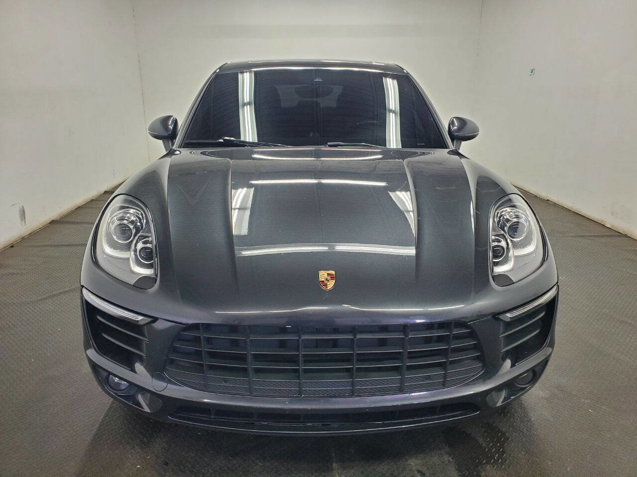 Used 2018 Porsche Macan image 2
