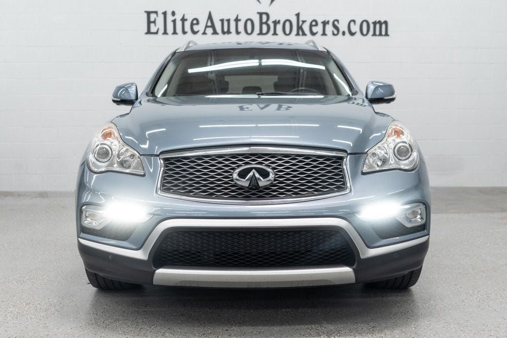 Used 2017 INFINITI QX50 2WD w/ Deluxe Touring Package image 3