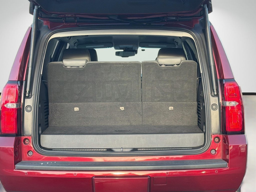 Used 2019 Chevrolet Tahoe LT w/ Luxury Package RWD image 11