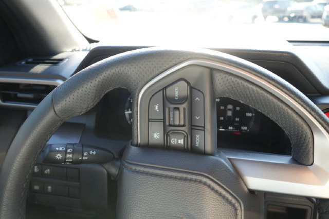 Used 2025 Toyota Tacoma TRD Sport AWD/4WD image 25