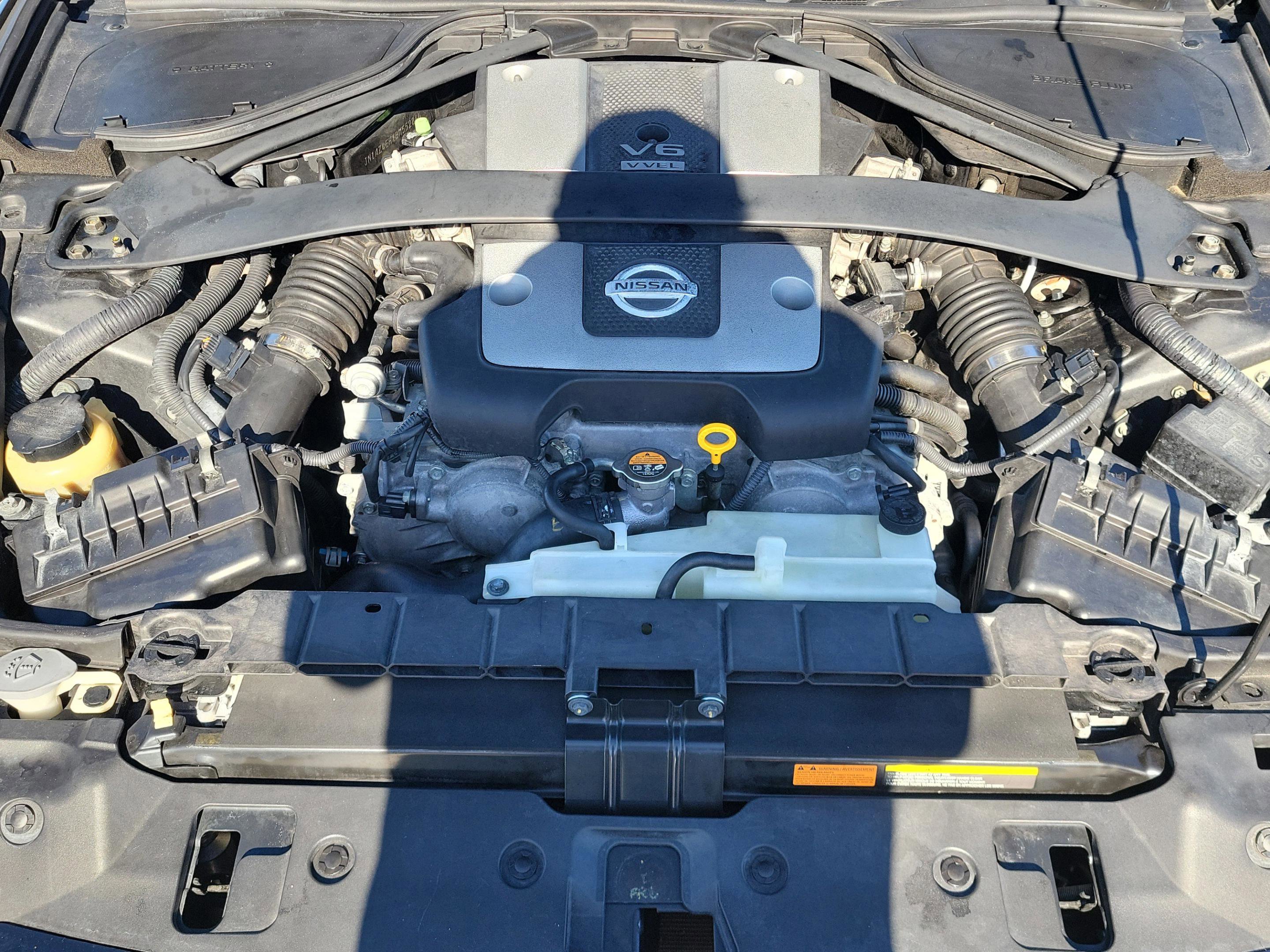 Used 2011 Nissan 370Z Touring w/ Sport Pkg image 28