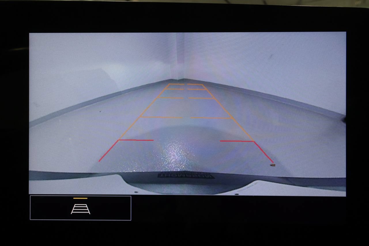 Used 2023 Chevrolet Corvette Stingray Coupe w/ 1LT RWD image 13