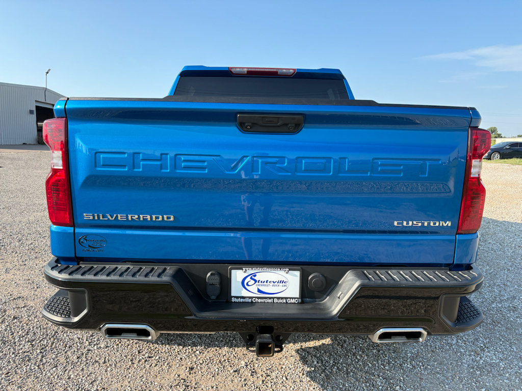 Used 2023 Chevrolet Silverado 1500 Custom Trail Boss AWD/4WD image 6