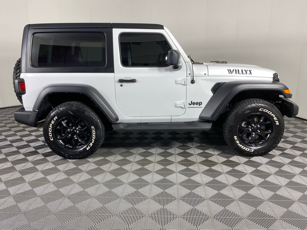 Used 2023 Jeep Wrangler Sport AWD/4WD image 25