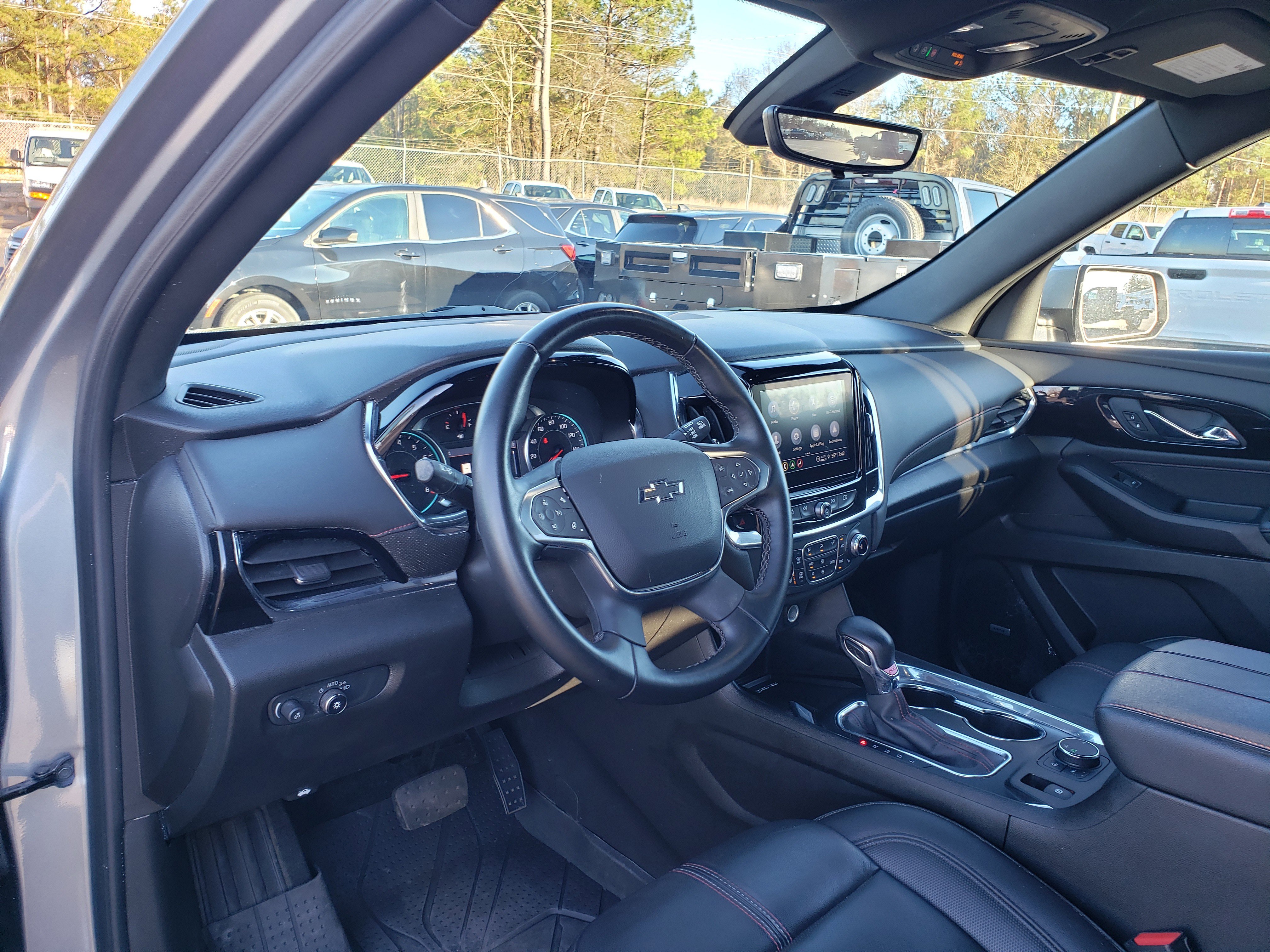 Used 2023 Chevrolet Traverse RS w/ LPO, Floor Liner Package image 26