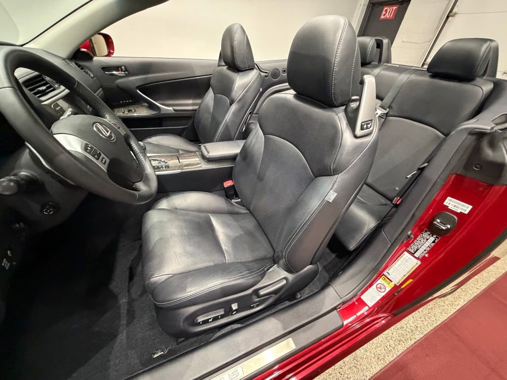 Used 2012 Lexus IS 350C w/ Luxury Pkg RWD image 24