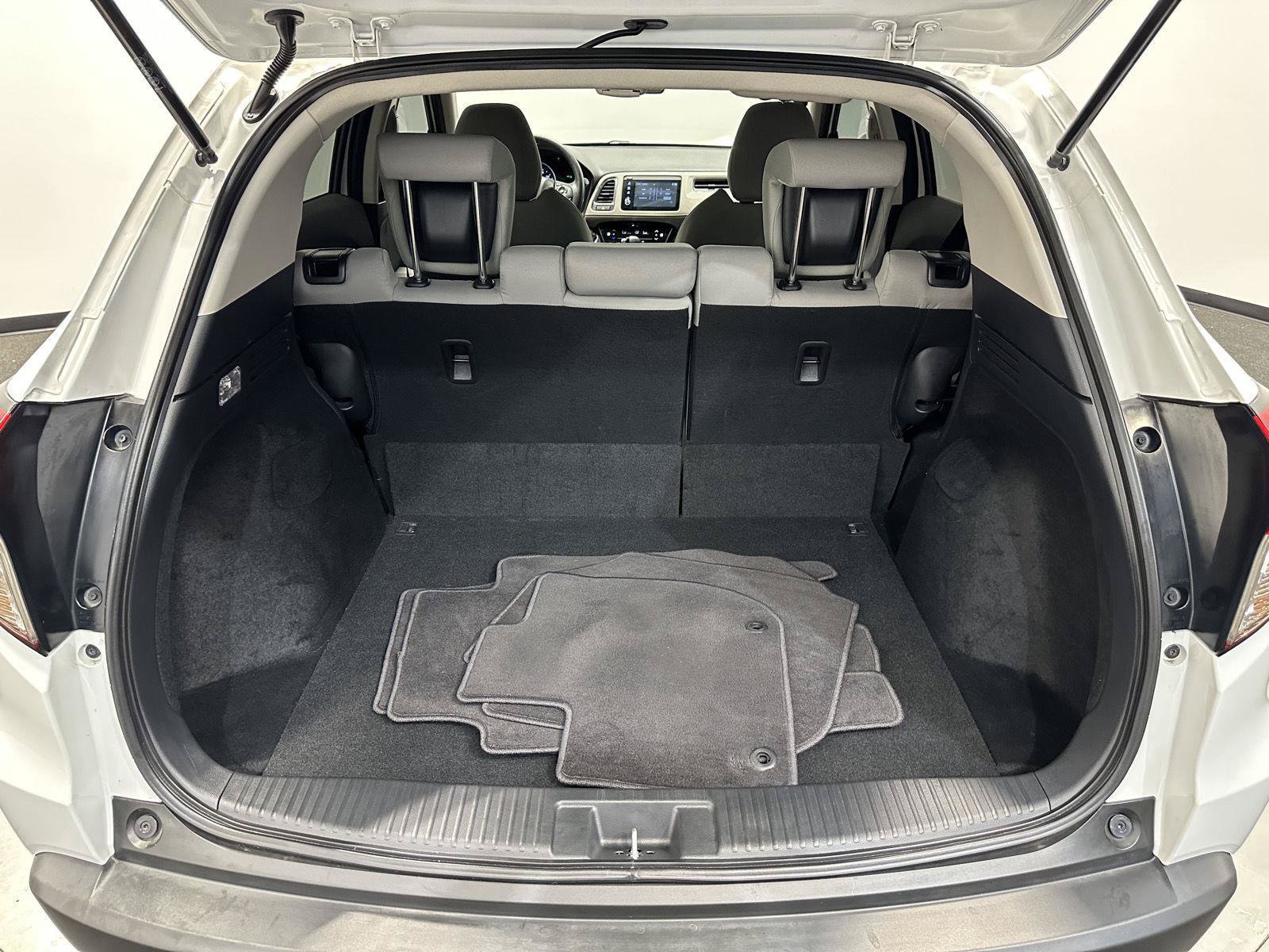 Used 2021 Honda HR-V EX image 29
