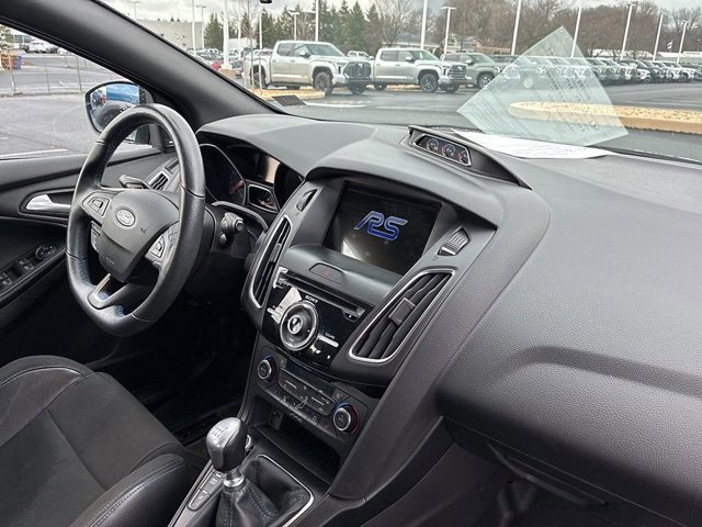 Used 2017 Ford Focus RS image 16