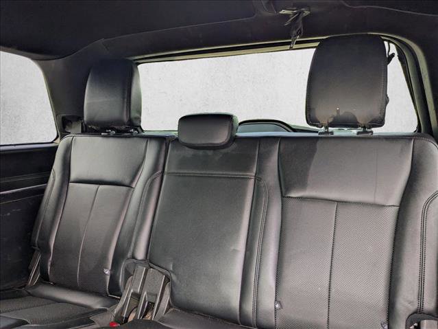 Used 2021 Ford Expedition XLT image 14